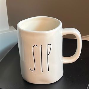 Magenta Sip Vintage collection